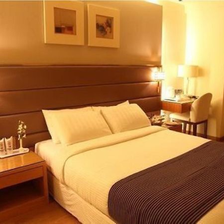 Middleton Inn Calcuta Exterior foto